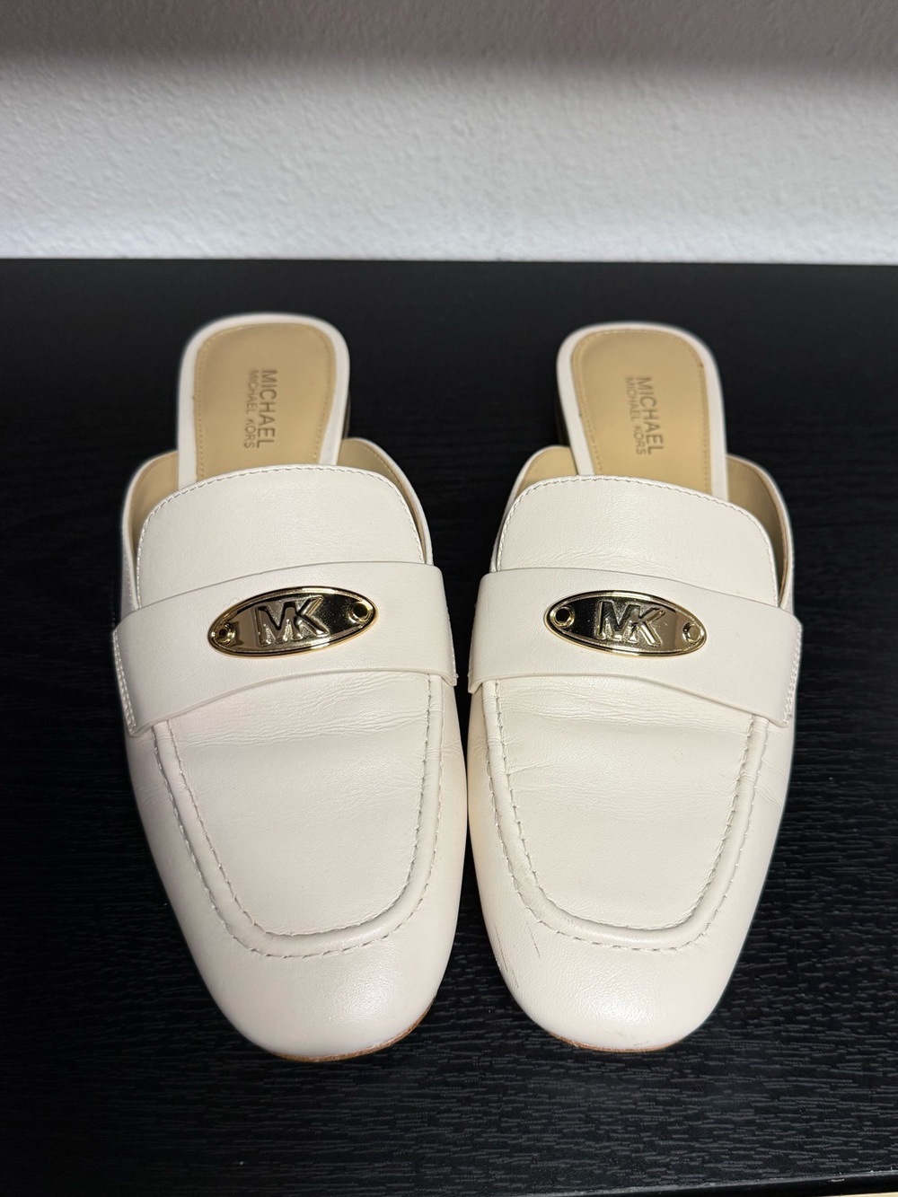 Michael Kors Tiffanie White Leather Mule Loafers Size 6